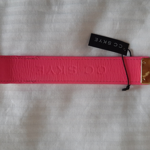 KENZIE LOCK BRACELET NEON PINK CC SKYE NWT - Picture 8 of 9
